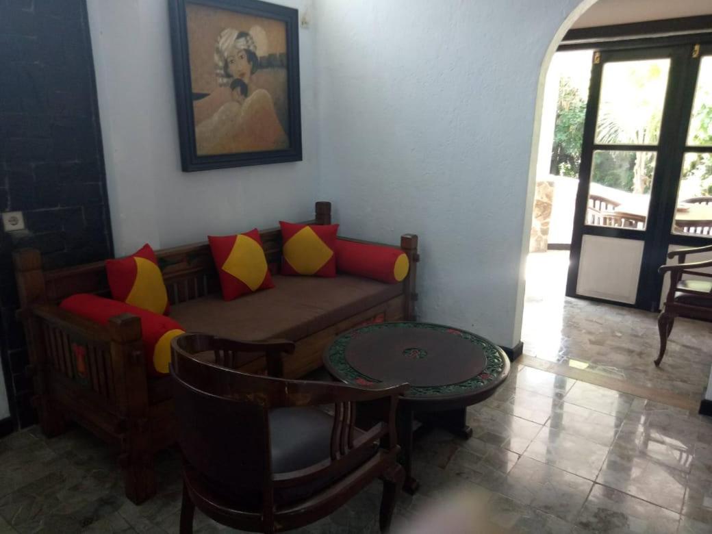 Adams Homestay Pangandaran Bagian luar foto